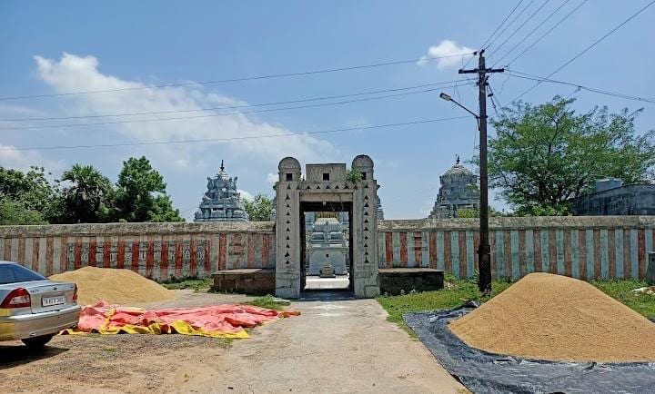 Sri Varadaraja Perumal (Kamala Varadaraja) Temple, Arasar Koyil
