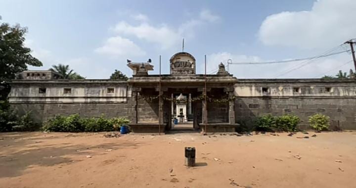 Sri Thothathri Perumal (Deivanayaka Perumal) Temple, Thirubhuvanai — photo 1