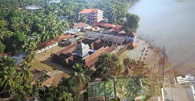 Sri Navai Mukundan (Narayanan) Swamy Temple, Thirunavaya