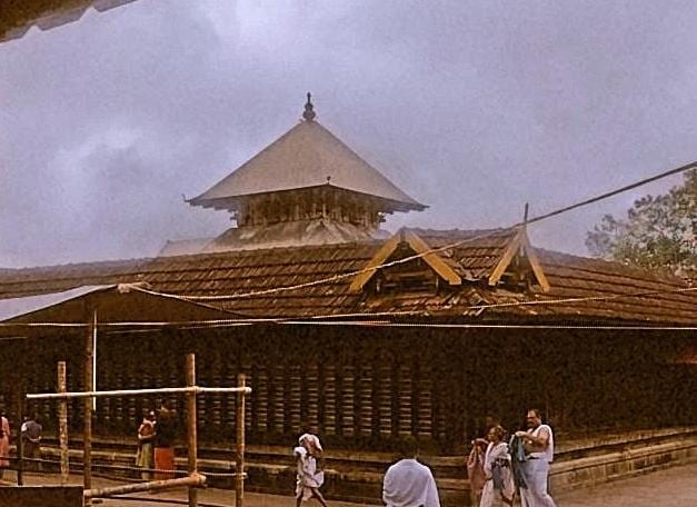 Sri Navai Mukundan (Narayanan) Swamy Temple, Thirunavaya — photo 1