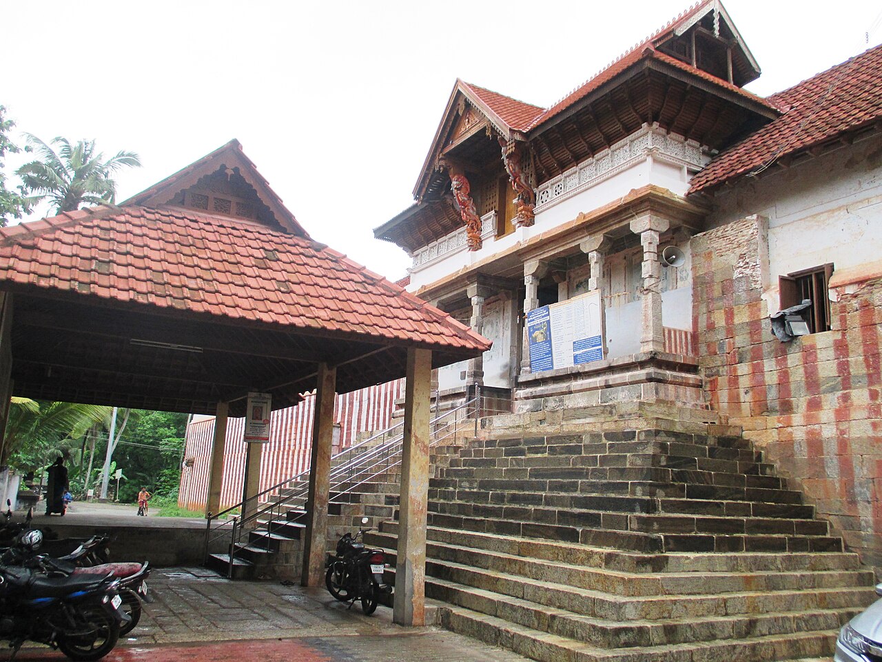 Adikesava Perumal Temple, Thiruvattaru